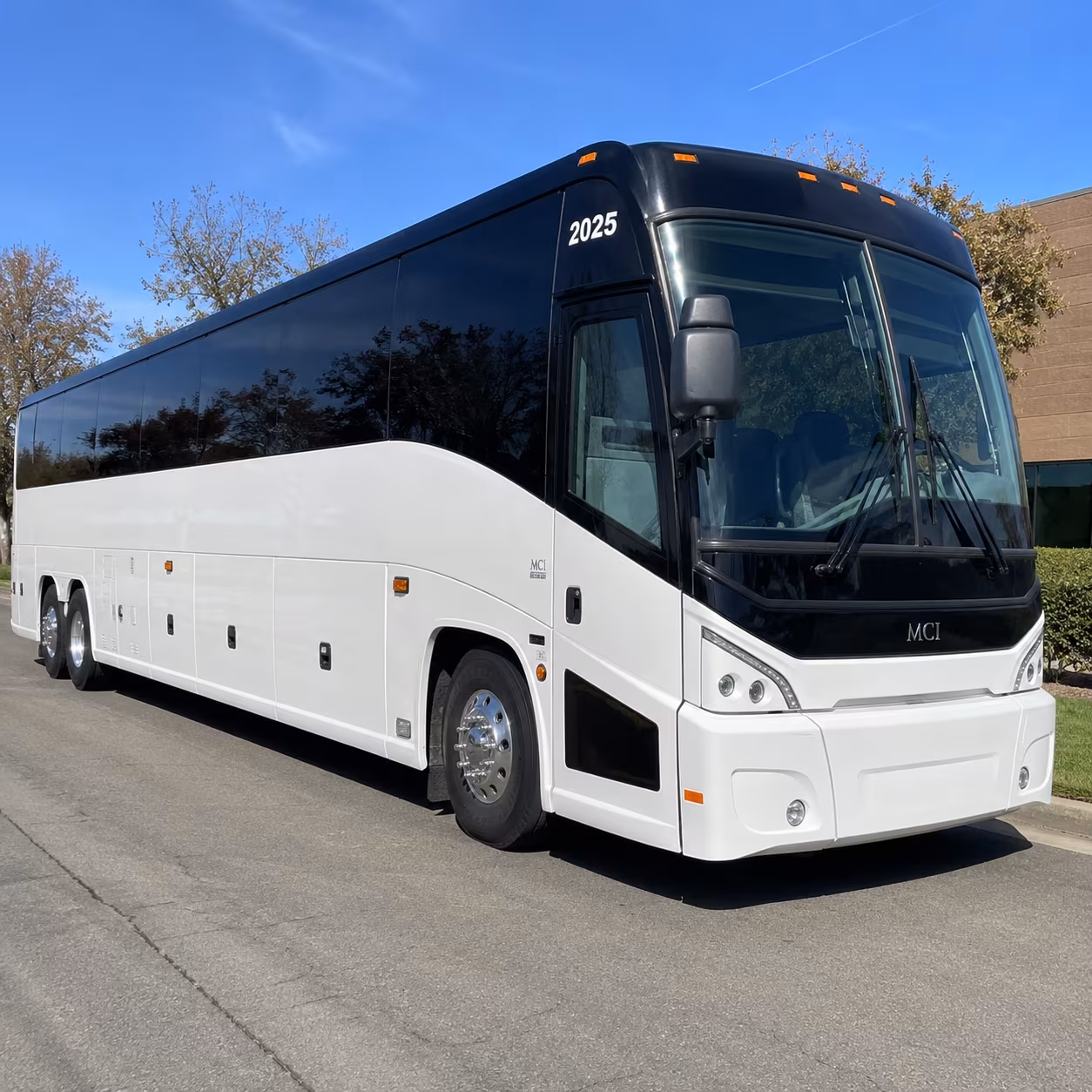 prom school field trips and group event buses for heb isd and surrounding schools